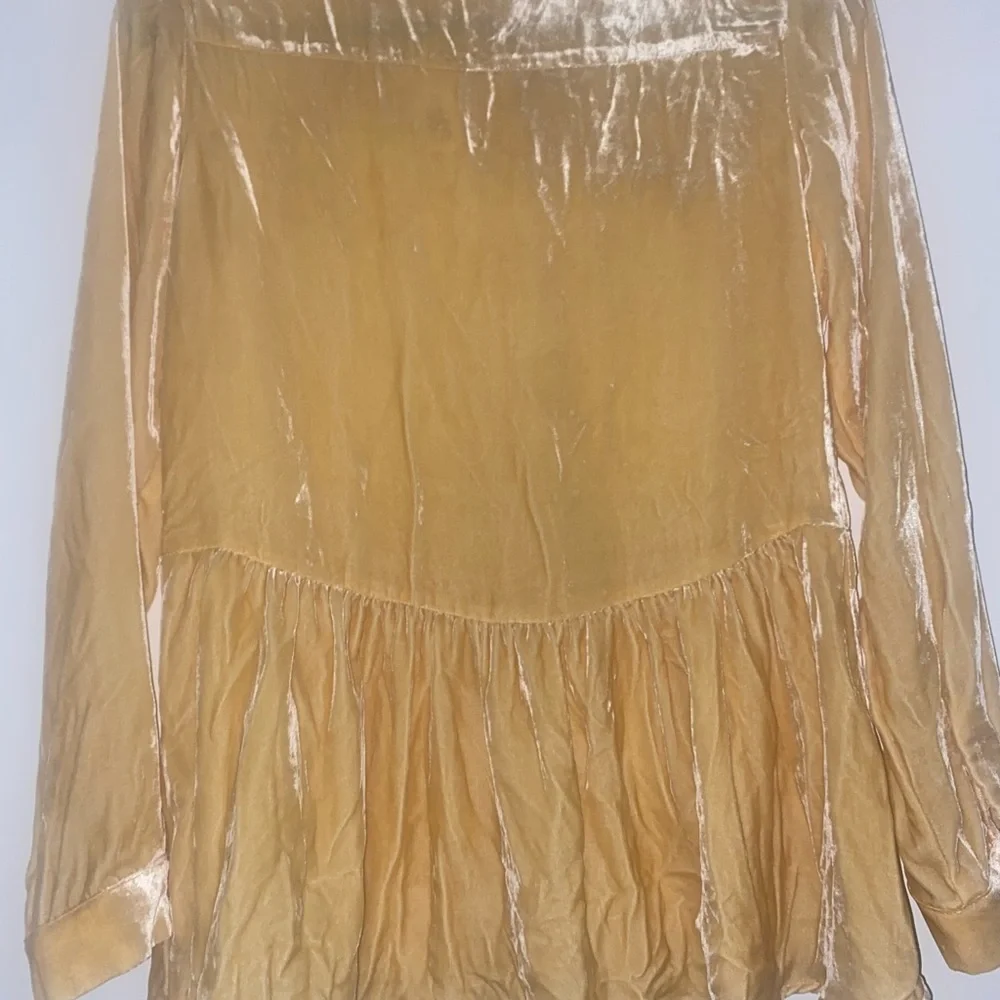 Sundance catalog yellow Velvet Button Down 100% SILK Shirt Sz XS EUC Babydoll - Picture 4 of 7